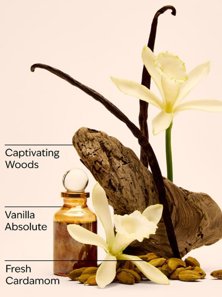 Bath & Body Works Vanilla Romance Fine Fragrance Mist image 2